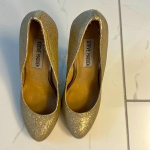 Steve Madden holiday glitter shoes